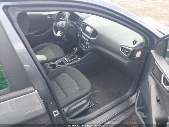 Hyundai Ioniq Blue