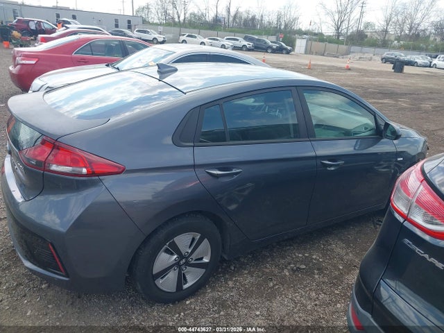 Hyundai Ioniq Blue