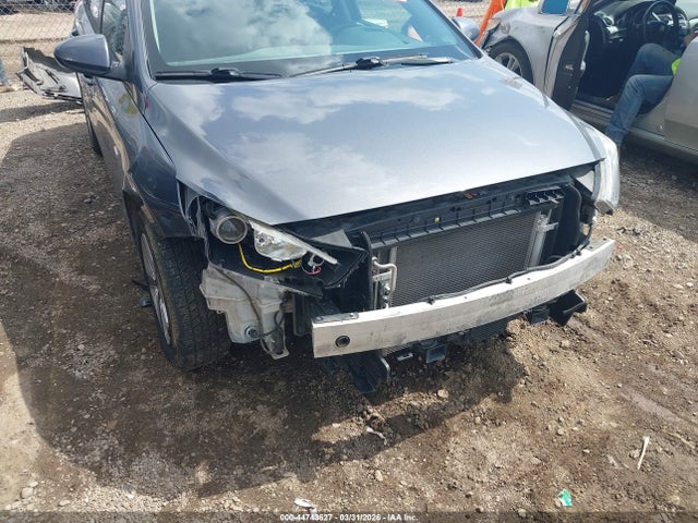 Hyundai Ioniq Blue