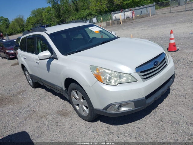 Salvage Subaru Outback Image