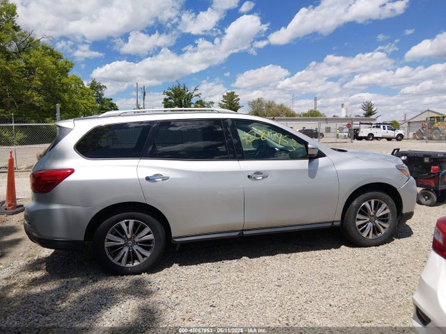 Nissan Pathfinder Sv