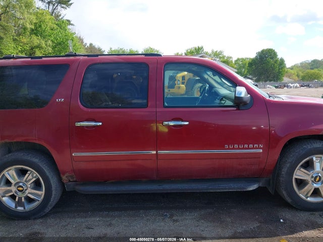 Chevrolet Suburban 1500 Ltz