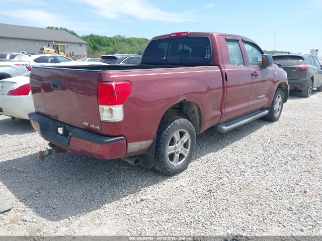 Toyota Tundra Grade 5.7l V8
