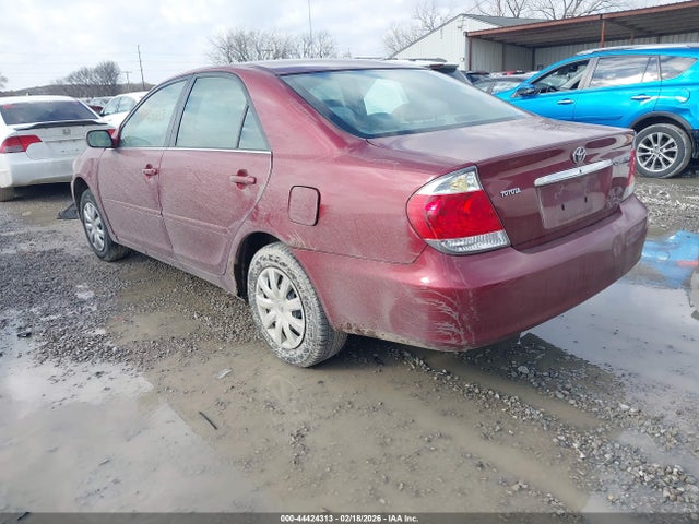 Toyota Camry Le