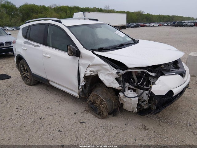 Salvage Toyota RAV4 Image