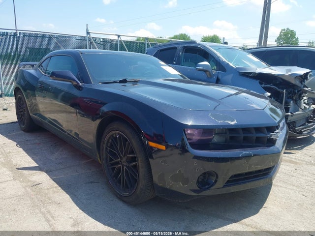 Salvage Chevrolet Camaro Image