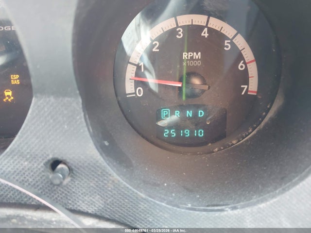 Dodge Nitro Sxt