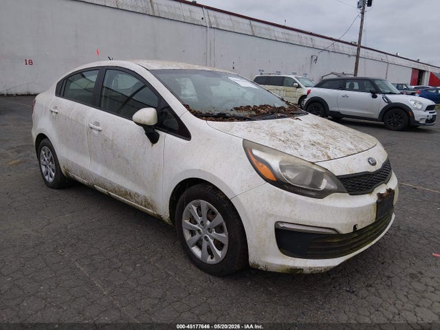 Salvage Kia Rio Image