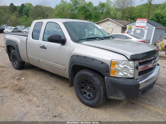 Salvage Chevrolet Silverado 1500 Image