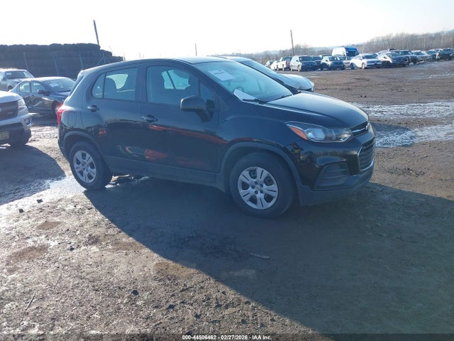 Salvage Chevrolet Trax Image