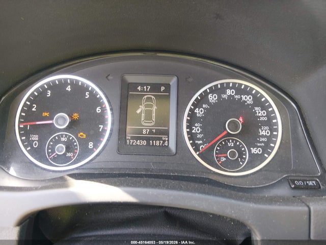 Volkswagen Tiguan S