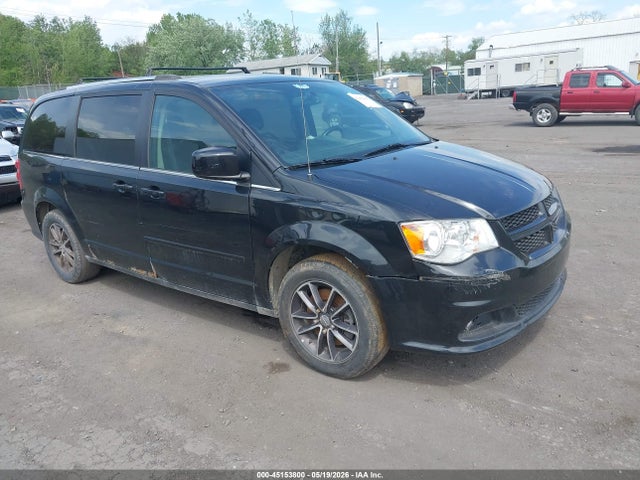 Salvage Dodge Grand Caravan Image