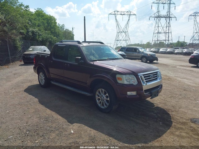 Salvage Ford Explorer Image