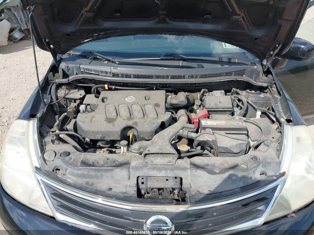 Nissan Versa 1.8s