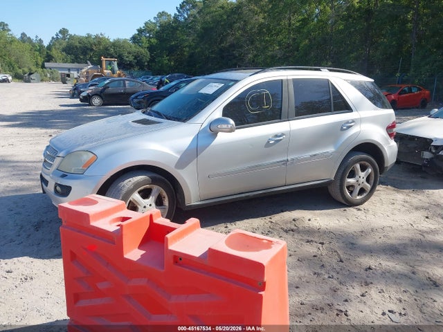 Mercedes-Benz M-Class 4matic