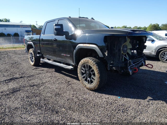 Salvage General Motors Sierra 2500HD Image
