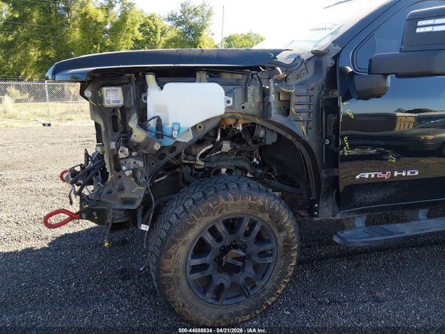 General Motors Sierra 2500HD 4wd  Standard Bed At4
