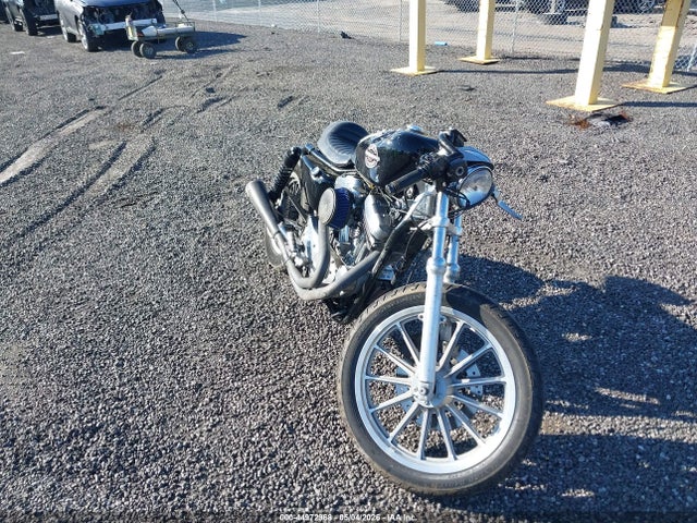 Salvage Harley-Davidson Xl883 Image