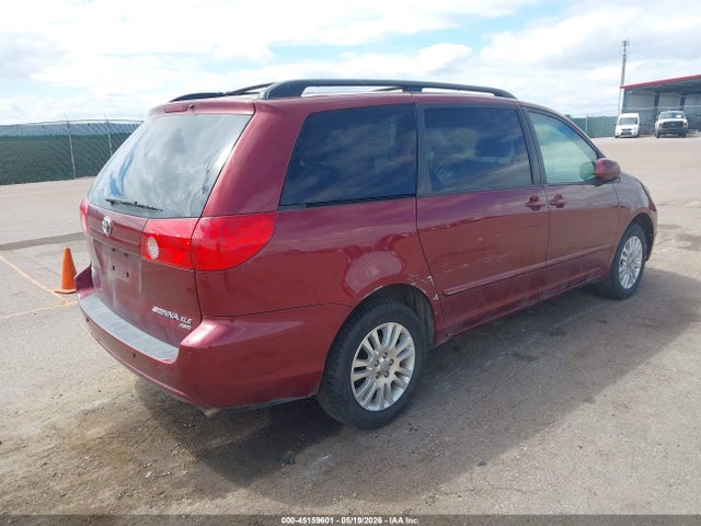Toyota Sienna Xle