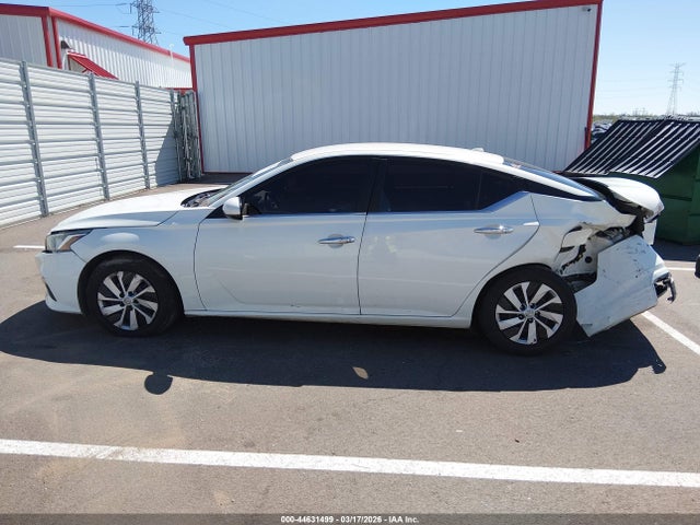 Nissan Altima S Fwd