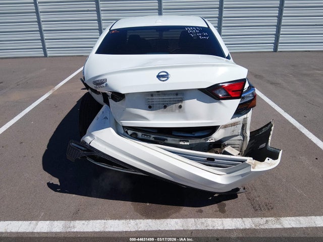 Nissan Altima S Fwd