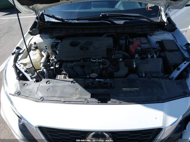 Nissan Altima S Fwd