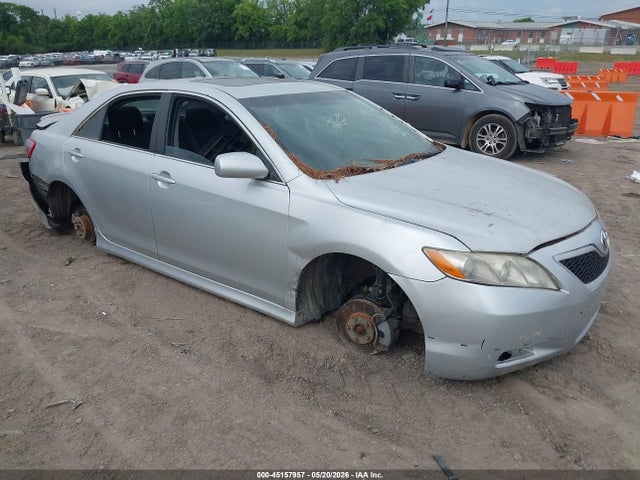 Salvage Toyota Camry Image