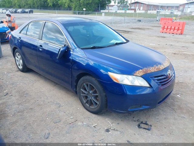 Salvage Toyota Camry Image