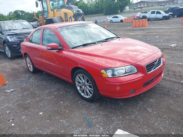 Salvage Volvo S60 Image