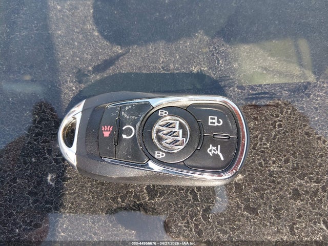 Buick Regal TourX Essence