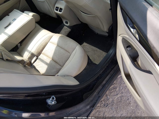 Buick Regal TourX Essence