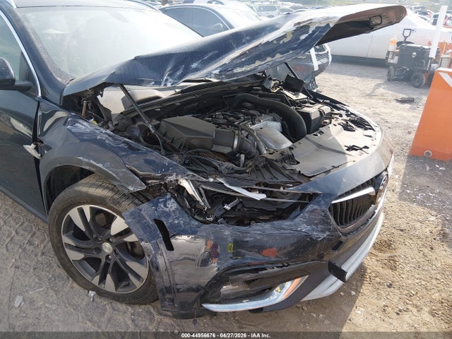 Buick Regal TourX Essence