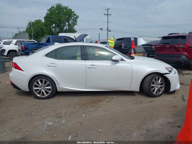 Lexus Is