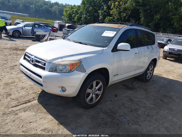 Toyota RAV4 Limited V6