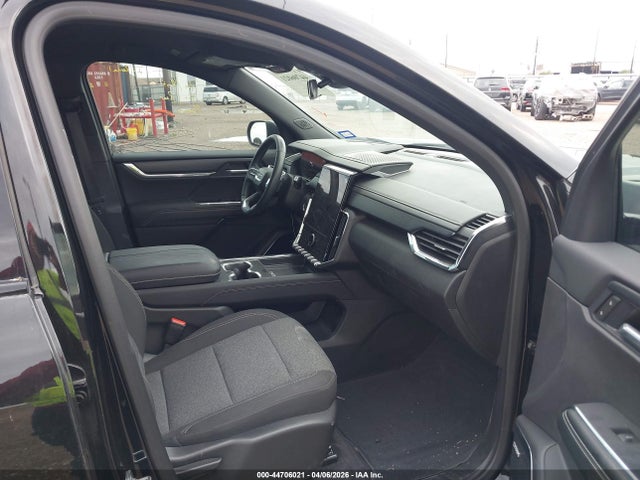GMC Acadia Fwd Elevation