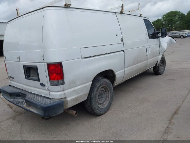 Ford E-150 Commercial