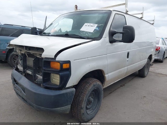 Ford E-150 Commercial