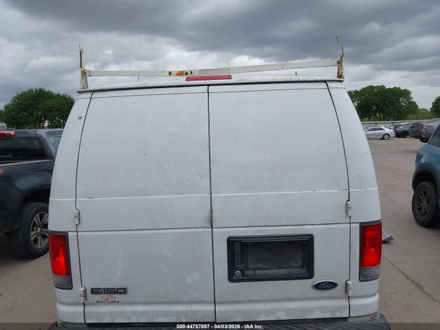 Ford E-150 Commercial