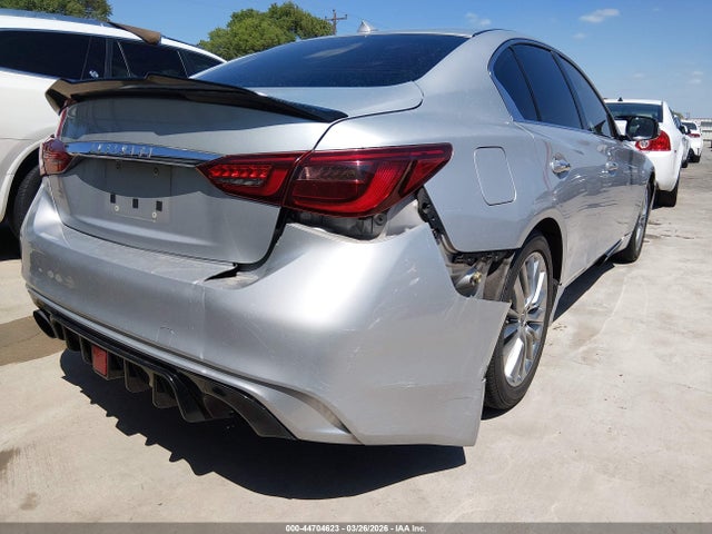 INFINITI Q50 3.0t Luxe