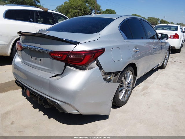 INFINITI Q50 3.0t Luxe