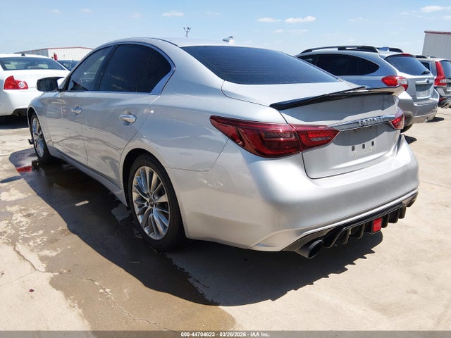 INFINITI Q50 3.0t Luxe