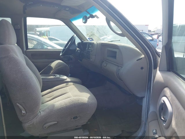 Chevrolet C2500 Fleetside