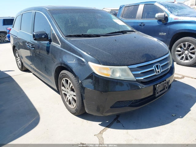 Salvage Honda Odyssey Image
