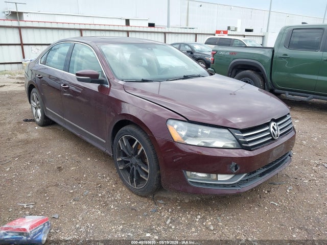 Salvage Volkswagen Passat Image