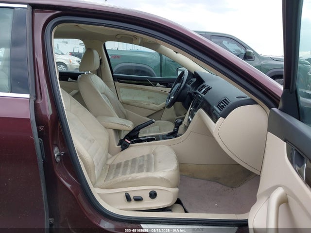 Volkswagen Passat 1.8t Sel Premium