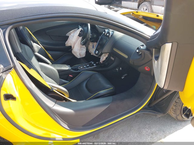 McLaren GT Coupe