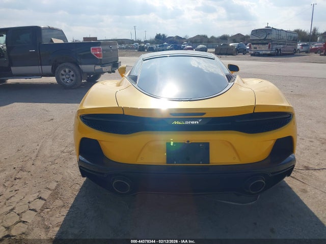 McLaren GT Coupe