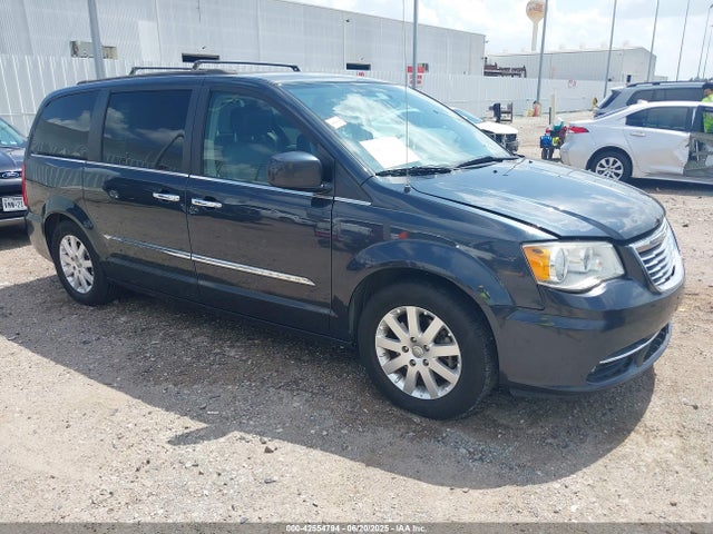 Salvage Chrysler Town & Country Image