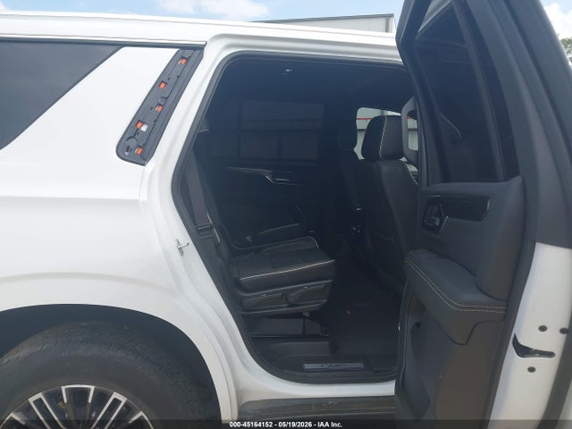 GMC Yukon 2wd Elevation