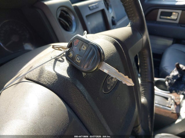 Ford F-150 Lariat